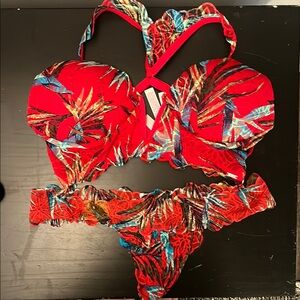 PINK Victoria's Secret Vibrant Red and Blue Leaf Bra Set